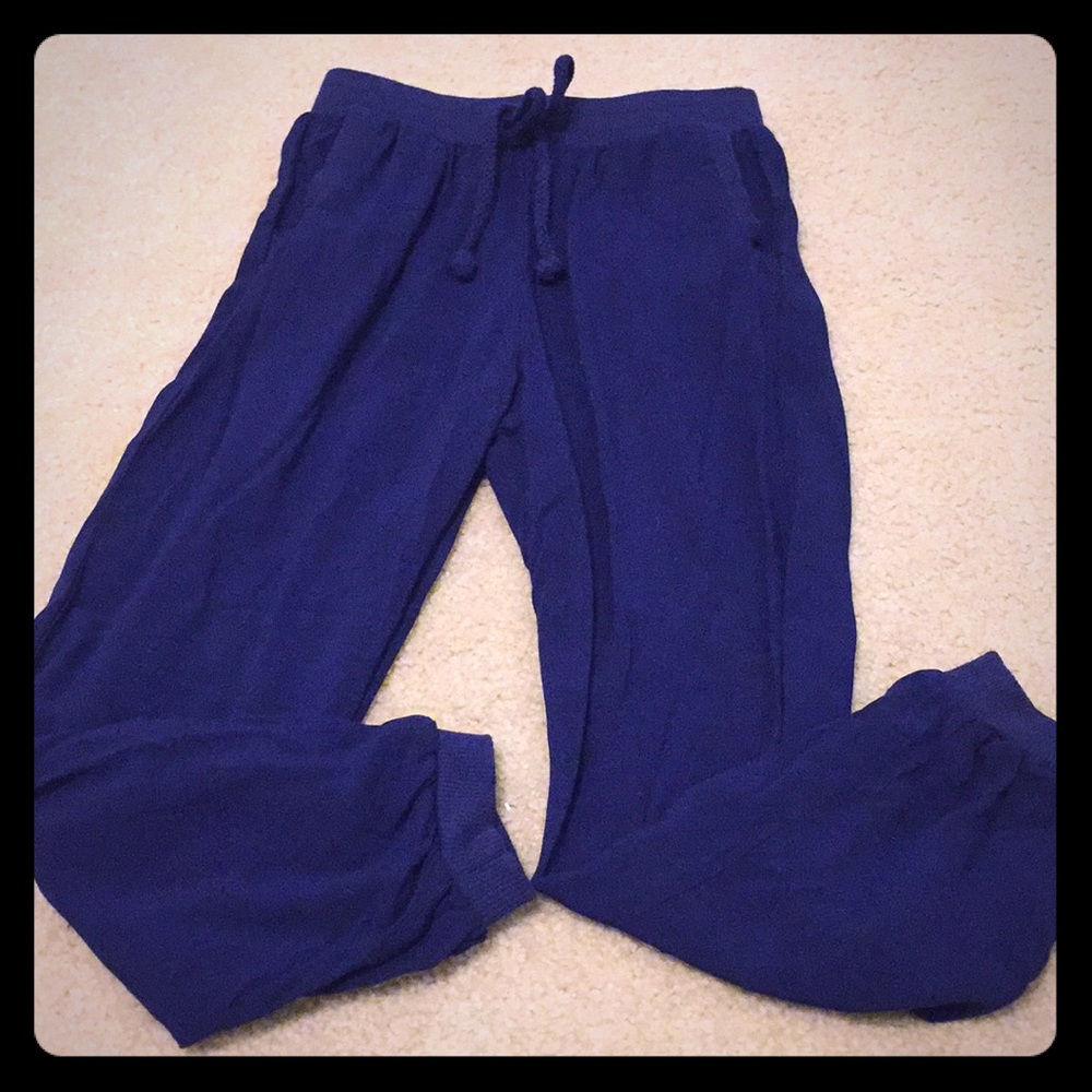 Girls navy jogger! EUC!